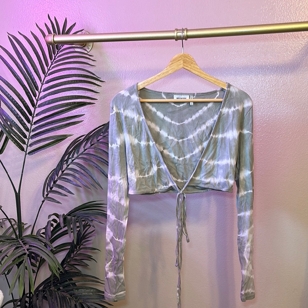 Weekday - Tie-Dye Wrap Top - Gray